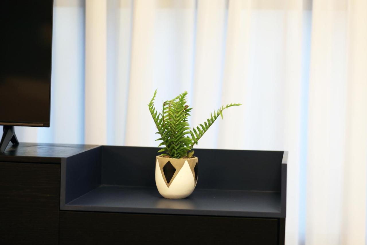 Mini Penthouse Near The Beach เนทันยา ภายนอก รูปภาพ