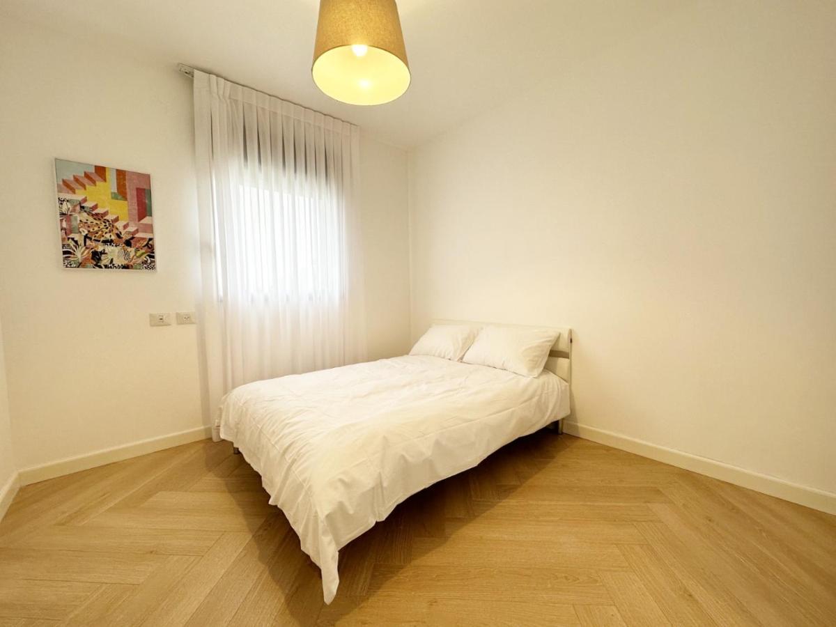 Mini Penthouse Near The Beach เนทันยา ภายนอก รูปภาพ